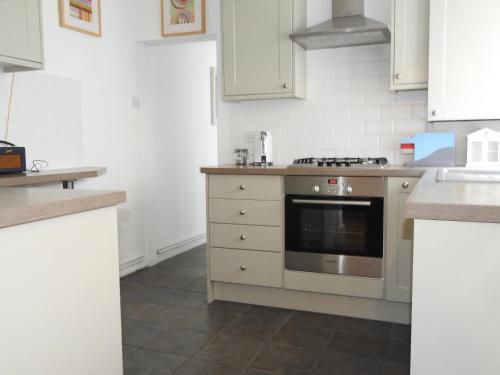 Seaclusion - Whitstable, Kent, Ct5 1lb - Free Wifi, Whitstable, 