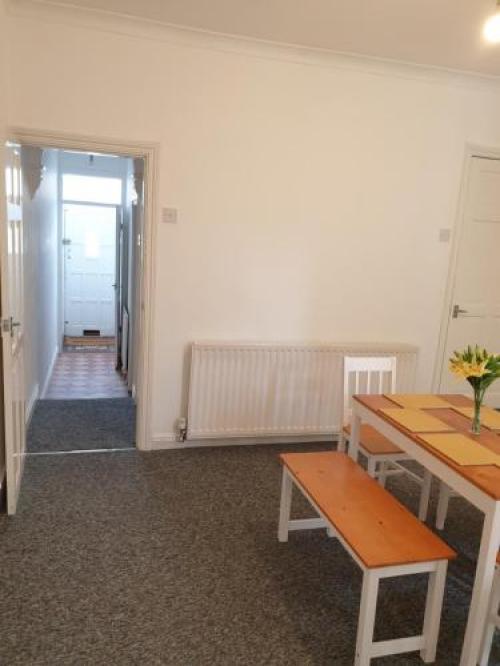 Budget Stay Near Haglay Road, 10 Minutes To City Centre, Smethwick, 