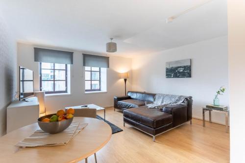 Glasgow Central Bell Apartment, Abington, 