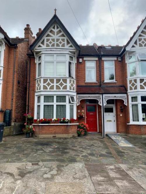 38 Whitehall Road, Harrow, 