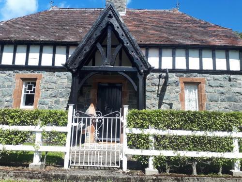 White Gate Lodge, Castlewellan, 