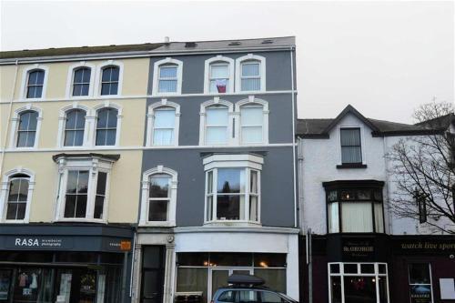 Walter Road Luxury Apartment, Swansea, 