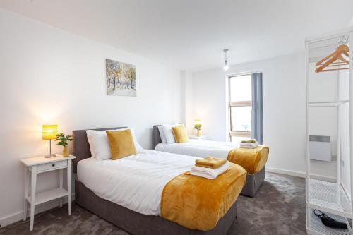 Luxury 2-bedroom 2-bathroom Apartment & Balcony, Ancoats, 