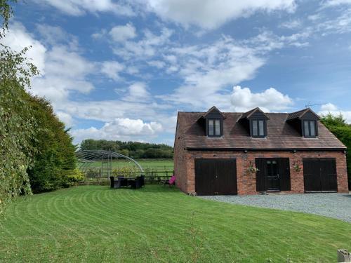 Meadow View @ Glebe Barn, Pershore, 