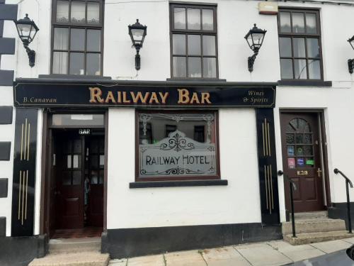 Railway Bar Air Bnb, Newry, 