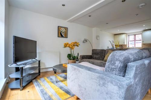 Stunning Three Storey 3 Bed Liverpool City House, Toxteth, 