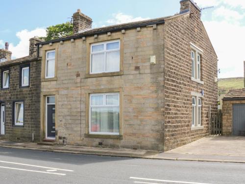 184 Keighley Road, Laneshawbridge, 