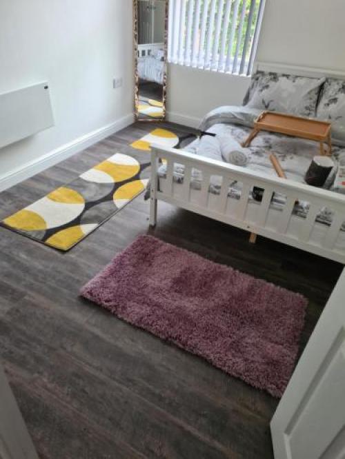 Best 2-bed Apartment, Wolverhampton, 