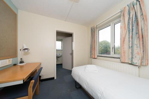 Ensuite Room In Nice Part Of Hull - Quick Central, Hull, 