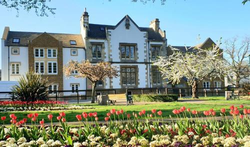 Neithrop House, Banbury, 