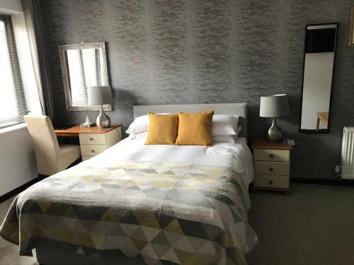 Rooms @ Number Six, Oakham, 