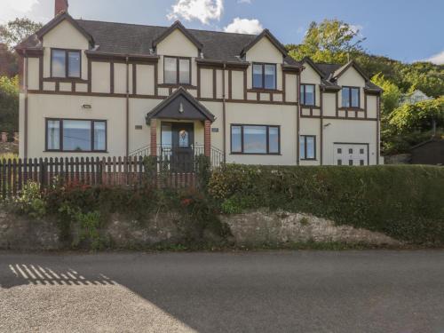 Tudor House, Symonds Yat, 