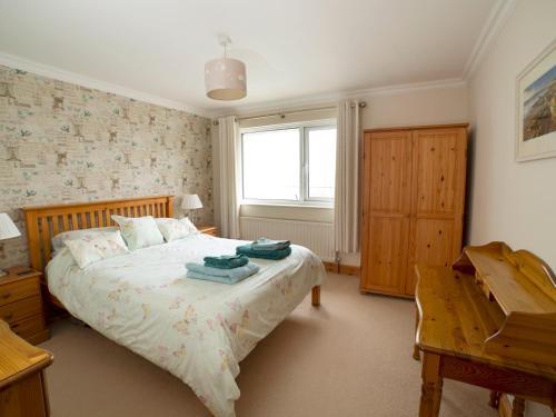 Pass The Keys - 2 Bed Bungalow Perfect Family Getaway, Wootton, 