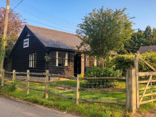 Stour Farm Cottage, Chatham, 