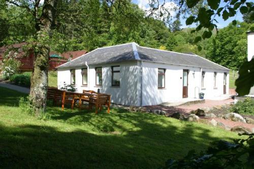Doonans Cottage, Kirkmichael, 