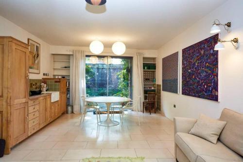 Amazing Spacious Flat In Clerkenwell, Farringdon, 