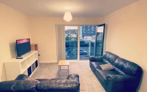 Immaculate 2-bed Apartment In Manchester, Castlefield, 