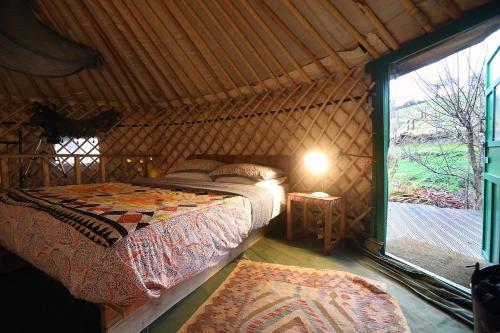 Hapus Yurt Luxury Yurts & Barn - Sleeps 9, Betws-yn-Rhos, 