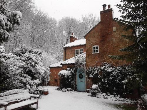 Sunny Cottage, Marston, 