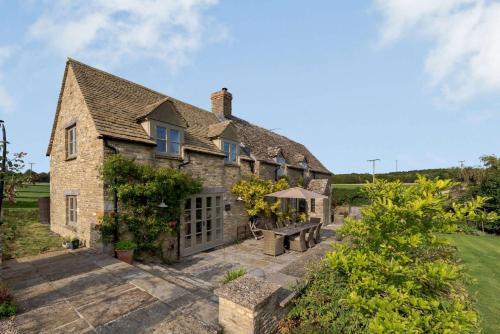 Rose Tree Cottage, Shipton Under Wychwood, 