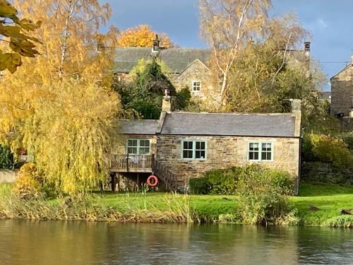 Riverside Cottage In Northumberland, Wark, 