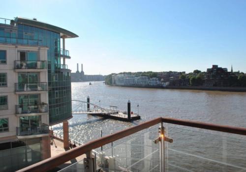 Thames Riverside Apartment, Pimlico, 