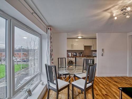 Pass The Keys Stylish & Homely Manchester Apartment, Hayfield, 