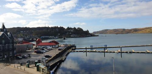 The Editor's Choice, Oban Seafront Apartment, Oban, 