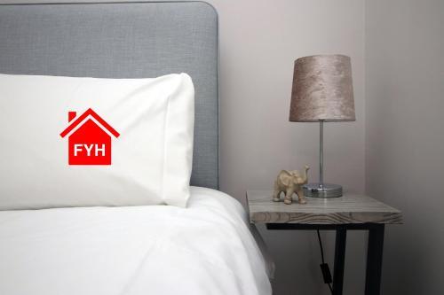 2 Bedroom City Apartment By Fyh-property, Free Parking, Welsh Back, 