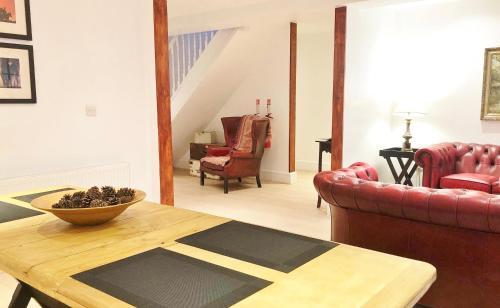 Greys House - A Warm Welcome To The Brecon Beacons, Llandovery, 