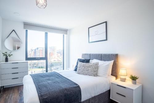 Great Central 2 Bed Apartment W/ Free Parking By Opulent, Sheffield, 