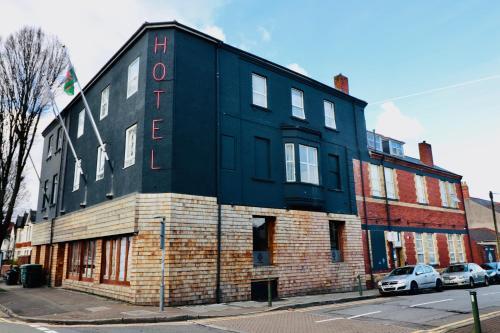 Box Hotel - Newport, Victoria, 