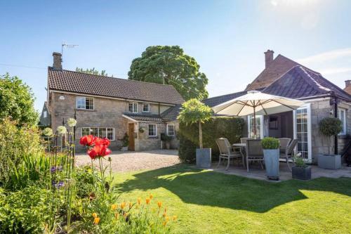 Blows Cottage -17th Century Rutland Retreat, Clipsham, 