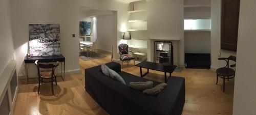 Spacious 1 Bedroom Flat In Fulham, Fulham, 