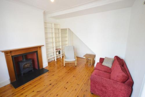 2 Bed Home - Gloucester Road, Cotham, 