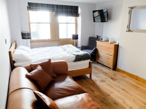 Rooms At The Nook, Holmfirth, 