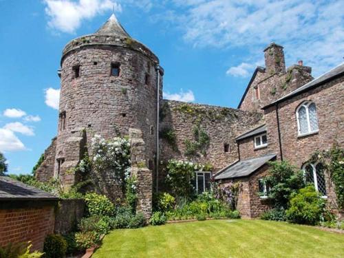 Castle Barton, Tiverton, 