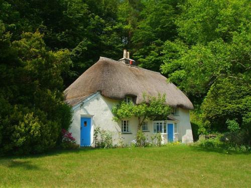 Lew Quarry Cottage, Lewdown, Stowford, 