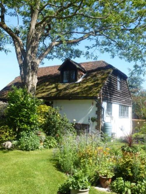 Strawberry Cottage B&b, Bishops Waltham, 