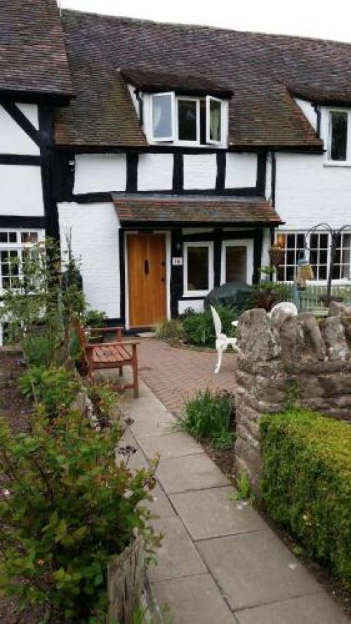 Peel Cottage, Dilwyn, Weobley, 