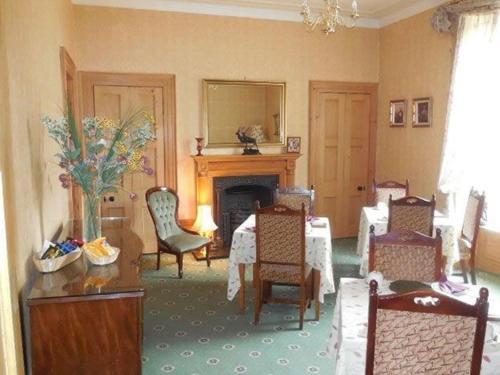 Butlers Guest House, Aberdeen, 