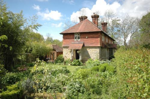 Sheriff Cottage, Sharpthorne, 