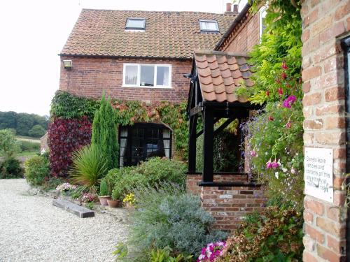 The Barns Country Guesthouse, East Retford, 