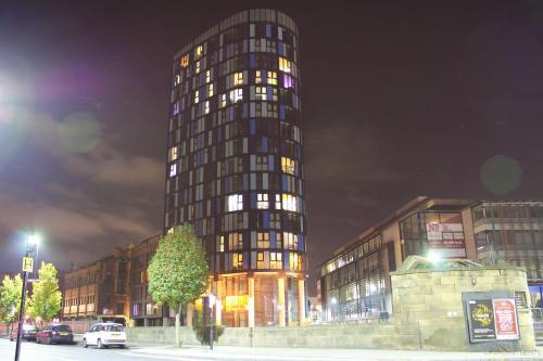 Homely Serviced Apartments - Blonk St, Sheffield, 