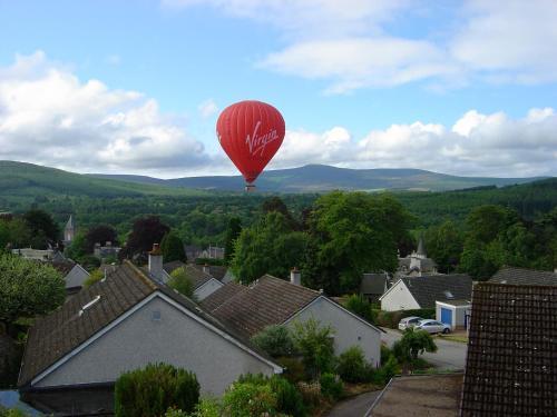 Point Grey, Banchory, 