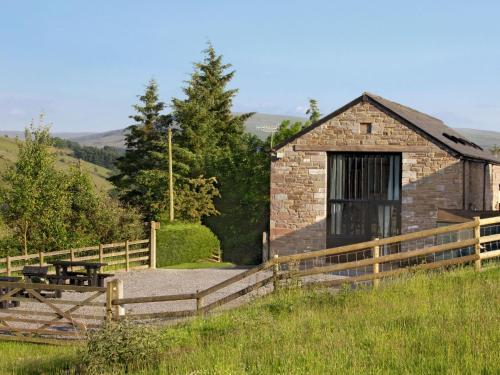 Rustic Holiday Home In Brecon South Wales On A Farm, Trecastle, 