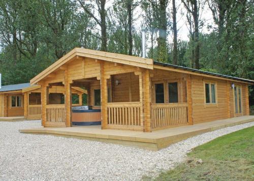 Peckmoor Farm Lodges, Crewkerne, 