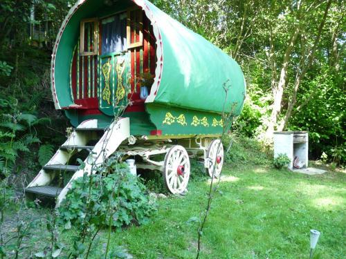 Romany Wagon Retreat, Penbryn, 