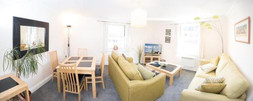 Perfect 2 Bedroom Apartment Located In City Centre With Parking Space, Norwich, 