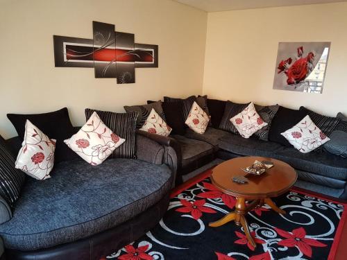 Edinburgh City Deluxe Apartment, Murrayfield, 